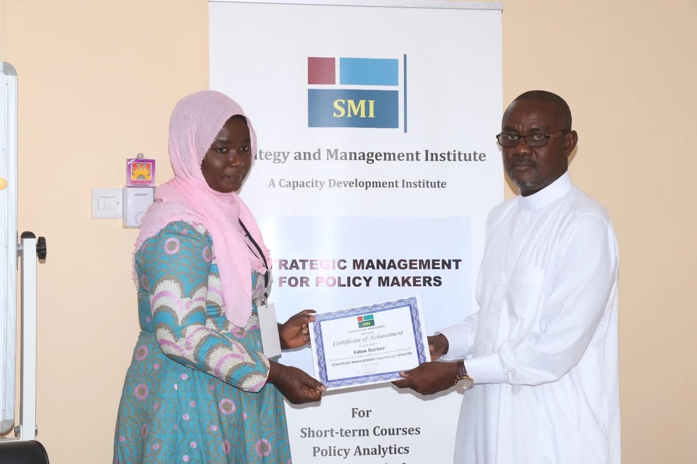 Certificate presentation 04 at SMBI
